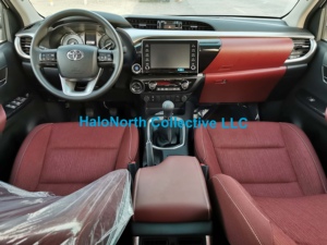 Toyota Hilux 2021, Camioneta, Bajo Kilometraje, Caja de Cambios Manual, Importación Japonesa, Interior Oscuro, Cámara Trasera, Volante a la Izquierda - Product Image 4