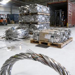 เศษลวดอะลูมิเนียม 6063 สีสว่าง สะอาด ความไม่บริสุทธิ์ต่ำ บรรจุเป็นก้อน สำหรับโรงงานรีไซเคิลและผลิตโลหะผสม - Product Image 3