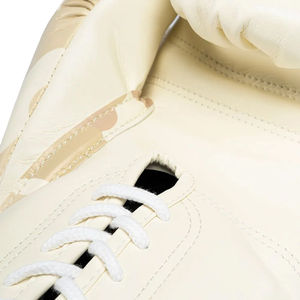 Fabrication de gants de boxe blancs sur mesure de haute qualité, fabriqués en cuir véritable, gants de boxe de compétition personnalisés - Product Image 4