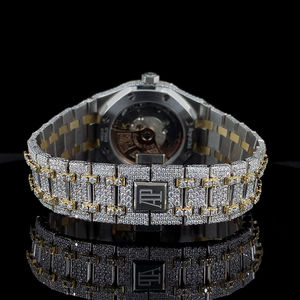 Montre unisexe de luxe classique à mouvement à quartz, cadran en verre, cadran avec date, bracelet en or rose, entièrement sertie de diamants en moissanite - Product Image 5