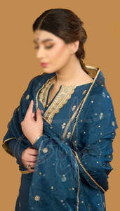 Costumes pour femmes de style formel en tissu doux, respirants, écologiques, couleur personnalisée, logo personnalisé, taille personnalisée - Product Image 3