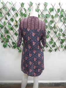 Modern Elegant Digital Printed Long Tunic <b>Kurti</b> <b>for</b> <b>Women</b> Indian and Pakistani Style <b>for</b> Everyday and Casual Wear From India - Product Image 3