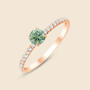 Bague ronde en or massif 14 carats avec micro-diamants et diamant de laboratoire rond de 0,3 carat F-VS, idéale pour mariage, fiançailles et occasions spéciales. - Product Image 3