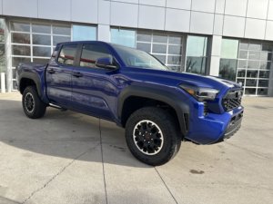 โตโยต้า ทาโคมา 4WD TRD ออฟโรด ปี 2025 มือสอง สภาพดี - Product Image 3