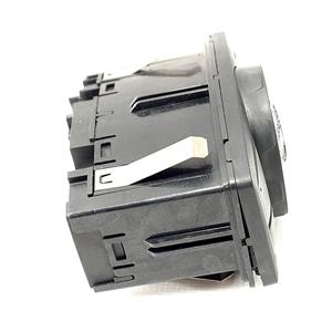 สวิตช์ควบคุมไฟฟอร์ด ทรานซิท คูเรียร์ ซีรีส์ AV1T-13D061-CD (14>) - Product Image 3