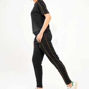 Combinaison de survêtements d'été décontractés en coton pour femmes avec pantalon souple - Product Image 4