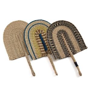 Abanico de mano de lujo de pasto marino, excelente calidad, abanicos de mano de pasto marino hechos a mano en Vietnam - Product Image 4
