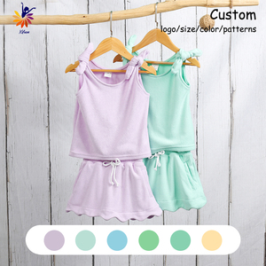 Ensemble décontracté <span class=keywords><strong>2</strong></span> pièces en tissu éponge pour enfant : Haut sans manches à nœud sur les épaules et short festonné, doux et chaud, personnalisable OEM - Product Image 1