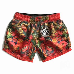 Shorts de boxe thaïlandaise personnalisés de haute qualité, impression personnalisée, vêtements d'arts martiaux, shorts en satin de Muay Thai - Product Image 1