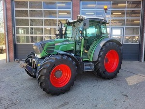 Tractor de rueda agrícola Fendt de 140HP a la venta para uso agrícola con caja de cambios de motor Deutz que incluye engranaje de bomba de Motor de rodamiento - Product Image 2