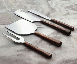 Vaisselle de luxe en acier inoxydable sur mesure avec manche en résine d'acacia, personnalisation disponible pour les mariages et les restaurants - Product Image 6