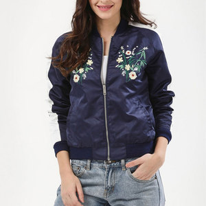 Chaqueta universitaria de satén de moda para mujer superventas, cómoda, ligera, suministro al por mayor - Product Image 1