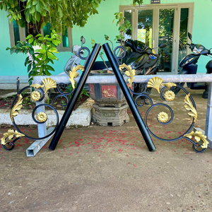 Mejore su hogar con elegantes rieles de escalera hechos a mano, piezas de escalera de hierro que combinan fuerza, elegancia y atractivo decorativo moderno - Product Image 3