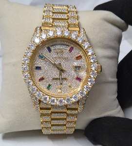 Reloj de Hip-Hop con Diamantes de Arcoíris y Moissanita, Reloj Automático de Moissanita, Correa de Acero Inoxidable con Incrustaciones de Moissanita Hecha a Mano - Product Image 1