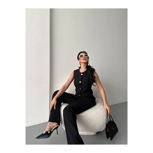 Vestito alla moda da donna con bottoni e pantaloni con dettagli in alto e in basso a due pezzi - Product Image 2