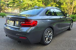 2016 M235i Coupe เกียร์ธรรมดา 6 สปีด เทอร์โบ 6 สูบ - Product Image 2