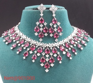 Precioso conjunto de joyas de collar y pendientes AD para mujer, perfecto para ropa de novia, bodas, fiestas y celebraciones festivas - Product Image 2
