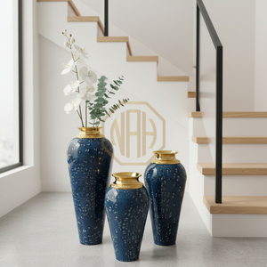 Vase à fleurs en fer forgé artisanal avec détails en laiton, style côtier, œuvre d'art en émail, vase en métal décoratif pour les mariages et la décoration intérieure - Product Image 3