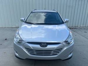 Hyundai Tucson GLS del 2013 usata in vendita a basso prezzo - Product Image 2