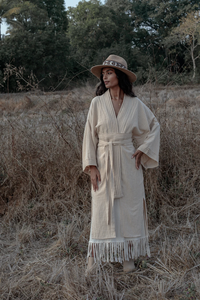 Kimono Boho Beige Vêtements Naturels avec Fermeture à Cordon Veste de Couverture Respirante pour les Cérémonies d'Hiver, d'Automne et de Printemps - Product Image 2