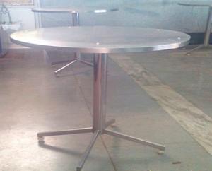 Mesa de centro de metal de estilo de granja moderna, muebles de acero con paneles de madera para el hogar, sala de estar, comedor y Hotel, uso en el hogar y la Oficina - Product Image 1