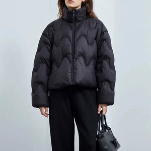 Chaqueta Acolchada para Mujer, Precio al por Mayor, Estilo Corto, Piel de Vaca, Tejido Acolchado, Impermeable, Transpirable, Abrigo de Burbujas, Ropa Exterior Elegante y Cálida - Product Image 6