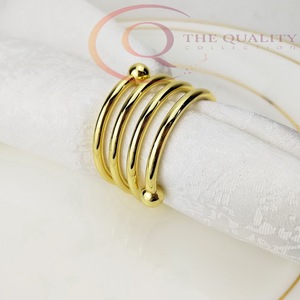 Anneaux de serviette en métal décoratifs pour la décoration de table de mariage, style moderne luxueux, améliorant l'apparence de la table - Product Image 2