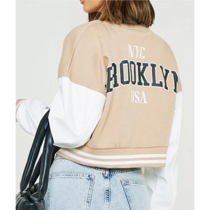 Chaqueta universitaria de béisbol bordada acolchada para mujer, ropa de abrigo con logotipo personalizado, fabricante de fábrica al por mayor de algodón, estilo recortado - Product Image 4