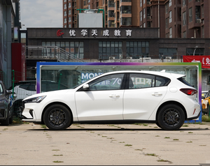 Voiture Ford Focus de haute qualité à prix abordable, conduite à gauche, essence - Product Image 4