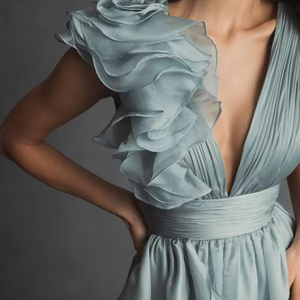 Vestido de cóctel largo sin mangas para mujer elegante antiestático con escote en V y silueta elegante - Product Image 1