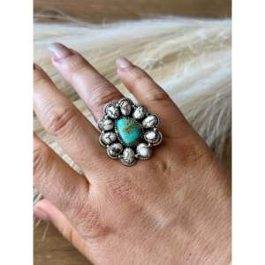 Bague ajustable en argent sterling avec pierres multiples faites à la main du sud-ouest, sertie en clos - Product Image 1