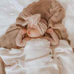 Customized Eco-Friendly Organic Cotton Baby <b>Blankets</b> Soft Newborn Baby Shower Gift Neutral Cable Knitted 400TC for Girls Boys - Product Image 1