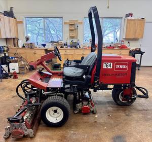 Tracteur tondeuse autoportée à essence pour l'entretien forestier et de jardin, 30 pouces, disponible à la vente - Product Image 3