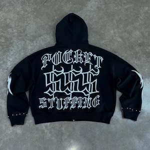 Sweat à capuche streetwear d'hiver pour homme, entièrement zippé, 100% coton, coupe oversize, avec strass et impression personnalisée, grammage lourd - Product Image 4