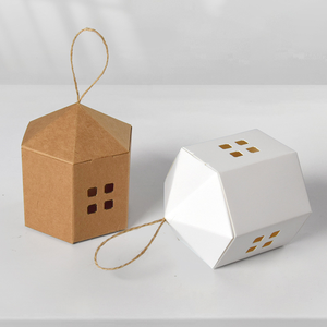 Scatola Regalo a Forma di Borsa Minimalista Monocolore con Sei Scomparti Traforati in Carta Effetto Pelle Bovina - Product Image 2