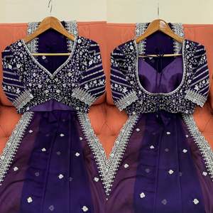 คอลเลกชันส่าหรีผ้าไหมทริบบี้หนักและโมโนผ้าไหม Bangalore งานฝีมือที่ประณีตสำหรับผู้ค้าปลีก - Product Image 2