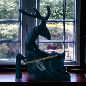 Sculpture assise en aluminium verte de cerf pour la décoration de restaurant de bureau d'hôtel et de chambre à coucher - Product Image 6