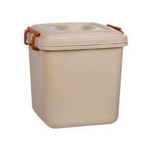 Conteneur à riz hermétique HOKORI 10L, bac de stockage de céréales durable avec un design résistant à l'humidité pour des cuisines organisées. - Product Image 5