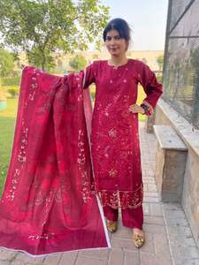 Trajes de Invierno al por Mayor para Mujer, Kameez Shalwar Khaddar, Trajes Khaddar de Faisalabad, Trajes Shalwar Kameez de Invierno de Alta Calidad - Product Image 4