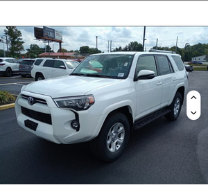 Toyotas 4-Runner Limited Edition 2023/2024 de Alta Calidad con Bajo Kilometraje Disponibles para la Venta LISTAS PARA SER ENVIADAS A TODO EL MUNDO - Product Image 3