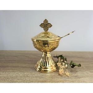 Cross Design Metal Censer Fragrances holder Diffuseur 100% sans rouille Brûleur d'encens en laiton de la meilleure qualité à des prix abordables - Product Image 4