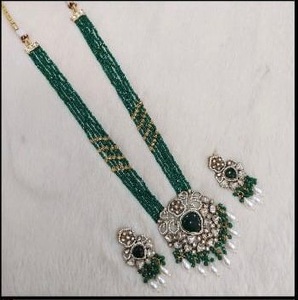 Ensemble de bijoux de mariée en cuivre classique collier et boucle d'oreille en alliage de Style Vintage de luxe personnalisé pour les fêtes de mariage célébrations spéciales - Product Image 4
