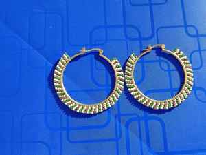 Pendientes de aro con cuentas de semilla de cristal de color azul cielo hechos a medida para tiendas de accesorios de moda ideales para reventa - Product Image 6