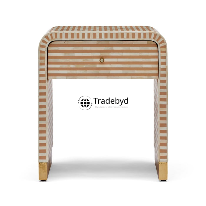 Available in different Colors