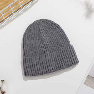 Gorro de Punto Acrílico de Invierno de Lujo para Hombre y Mujer, Diseño Urbano, Transpirable, Impermeable, para Negocios y Playa - Product Image 2