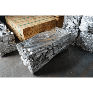 Chatarra de aluminio de alta pureza 6063 a la venta - Product Image 1