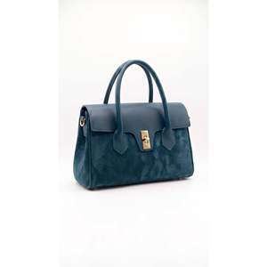 Borsa di Lusso Italiana Strutturata in Vera Pelle Dollaro e Camoscio con Chiusura a Patta - Product Image 2