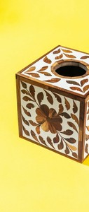 Elegante soporte de tejido de madera con incrustaciones de hueso, caja decorativa de lujo hecha a mano para hogares y oficinas modernas - Product Image 4