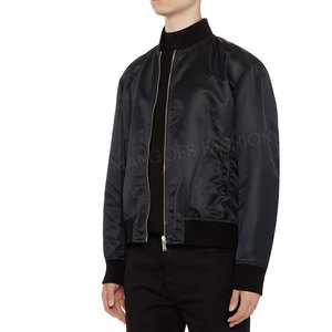 Chaqueta Jacquard de diseño de fábrica de ropa informal Diseño personalizado Logotipo frontal para hombre Estilo de calle principal de Pakistán - Product Image 6