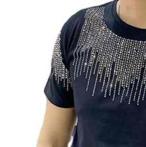 T-shirt pour homme tendance avec strass, sur mesure, léger, facile à porter, respirant, avec des strass, en matériau durable - Product Image 3